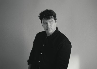Porträt Roberto Santos Luy